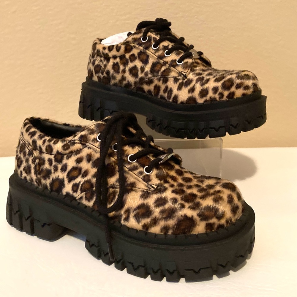 NEW Delias Leopard Oxford Shoes Womens Size 5 M Lace Up Lug Sole Dolls Kill NIB